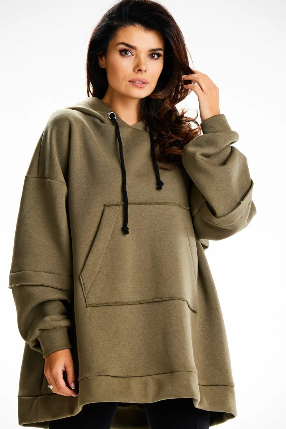 Bluza damska z ozdobnymi naszywkami - khaki