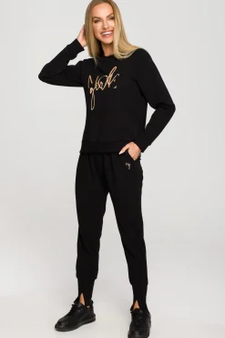 Bluza dresowa z haftem - czarna