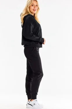 Bluza dresowa z kieszenią kangurek - czarna
