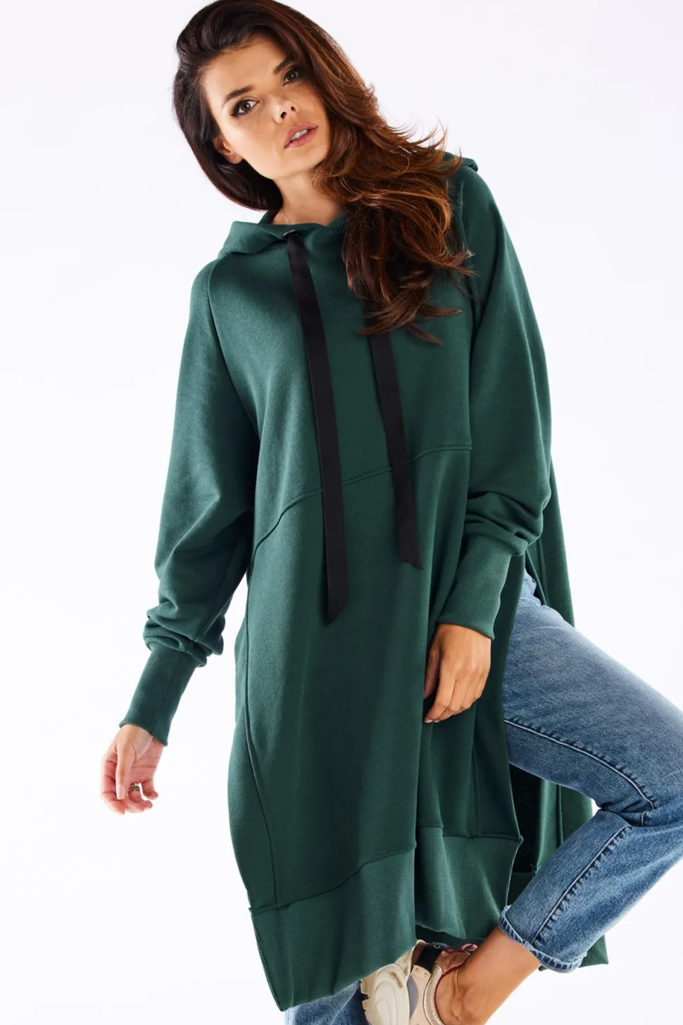 Bluza oversize z rozcięciami po bokach - zielona