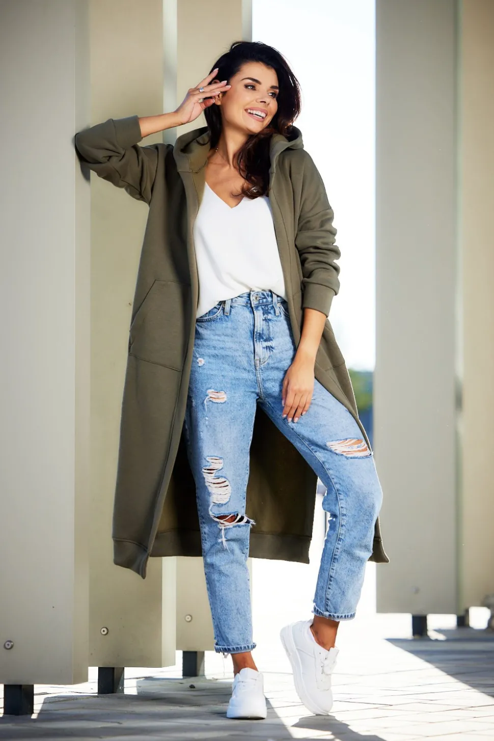 Bluza typu parka z kapturem i kieszeniami - khaki