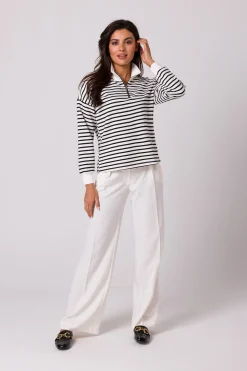 Bluza w paski z wysokim kołnierzem - model 1