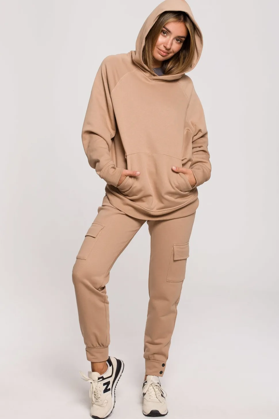 Bluza z kapturem i kieszenią kangurek - orzechowa