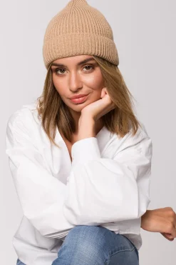 Czapka - splot łańcuszek z wywinięciem - kamelowa