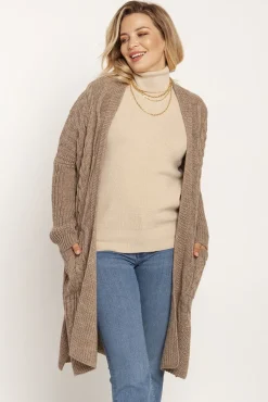Długi niezapinany sweter z kieszeniami - mocca