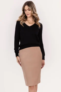 Dzianinowy sweter z dekoltem w serek – czarny