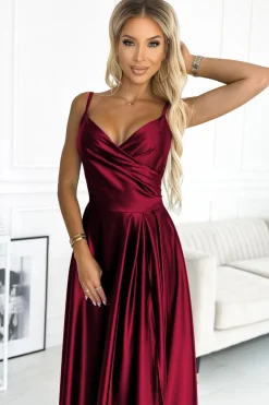Elegancka sukienka maxi na ramiączkach - bordowa