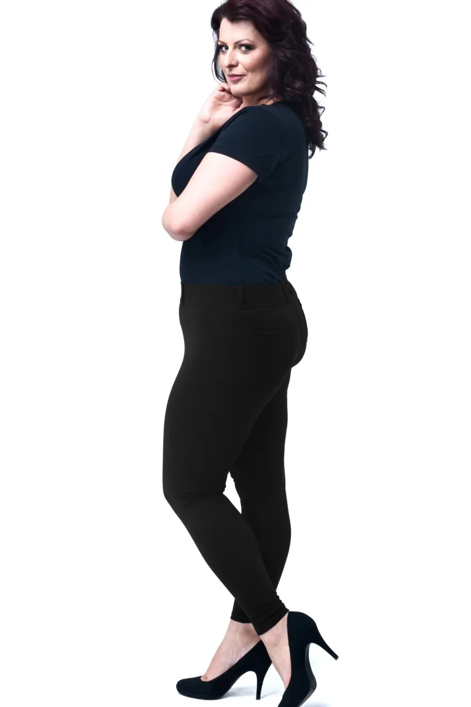 Eleganckie dopasowane legginsy damskie z kieszeniami z tyłu - czarne