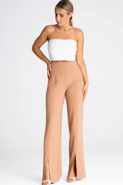Eleganckie spodnie damskie z rozcięciem - brązowe