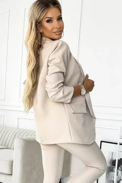 Elegancki komplet - marynarka i spodnie z paskiem - beż