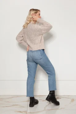 Krótki sweter bez zapięcia - beżowy