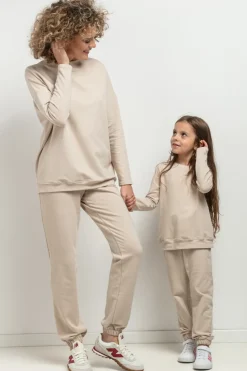 Prosta bluza ze stójką dla dziewczynki - jasnobeżowa