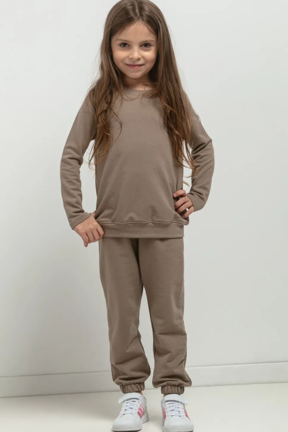 Prosta bluza ze stójką dla dziewczynki - cappuccino