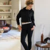 Spodnie typu joggers z logowaną gumą - czarne