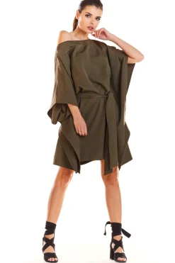Sukienka oversize z opadającym ramieniem - khaki