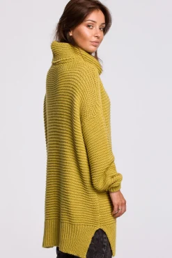 Sweter oversize z golfem - limonkowy