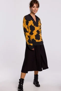 Sweter w kwiaty - model 3