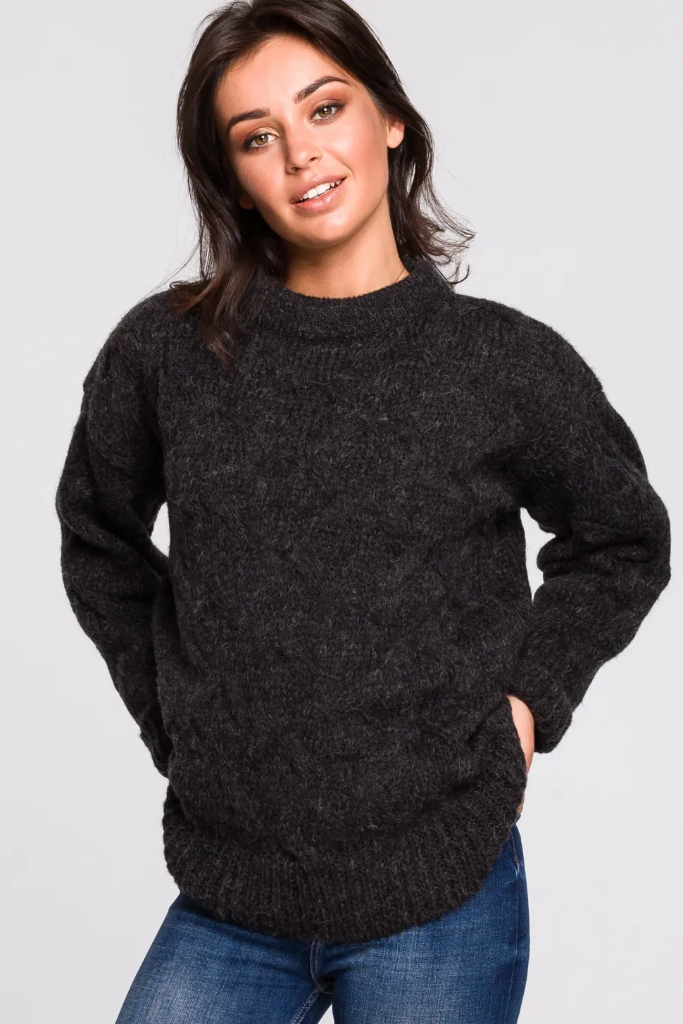Sweter ze splotem typu warkocz - antracytowy