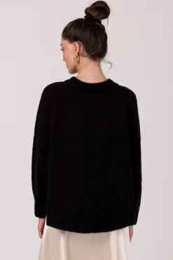 Sweter z nietoperzowymi rękawami - czarny