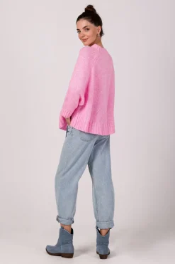 Sweter z nietoperzowymi rękawami - różowy