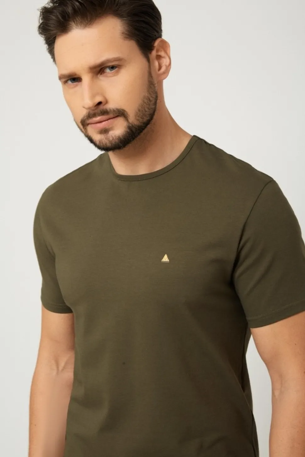 T-shirt męski pod marynarkę - khaki