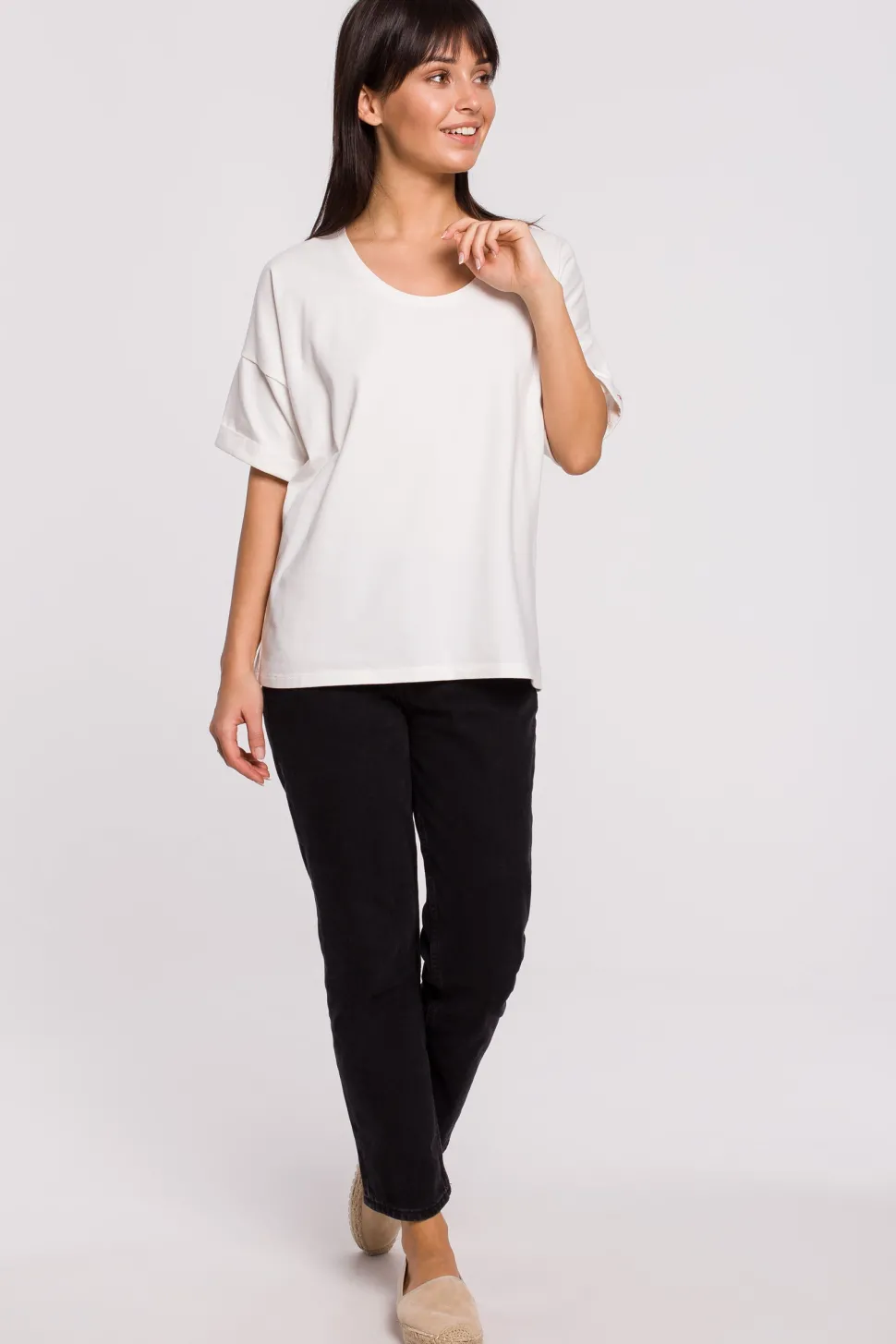 T-shirt oversize z okrągłym dekoltem - ecru