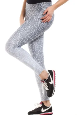 Wygodne gładkie legginsy fitness - model 1