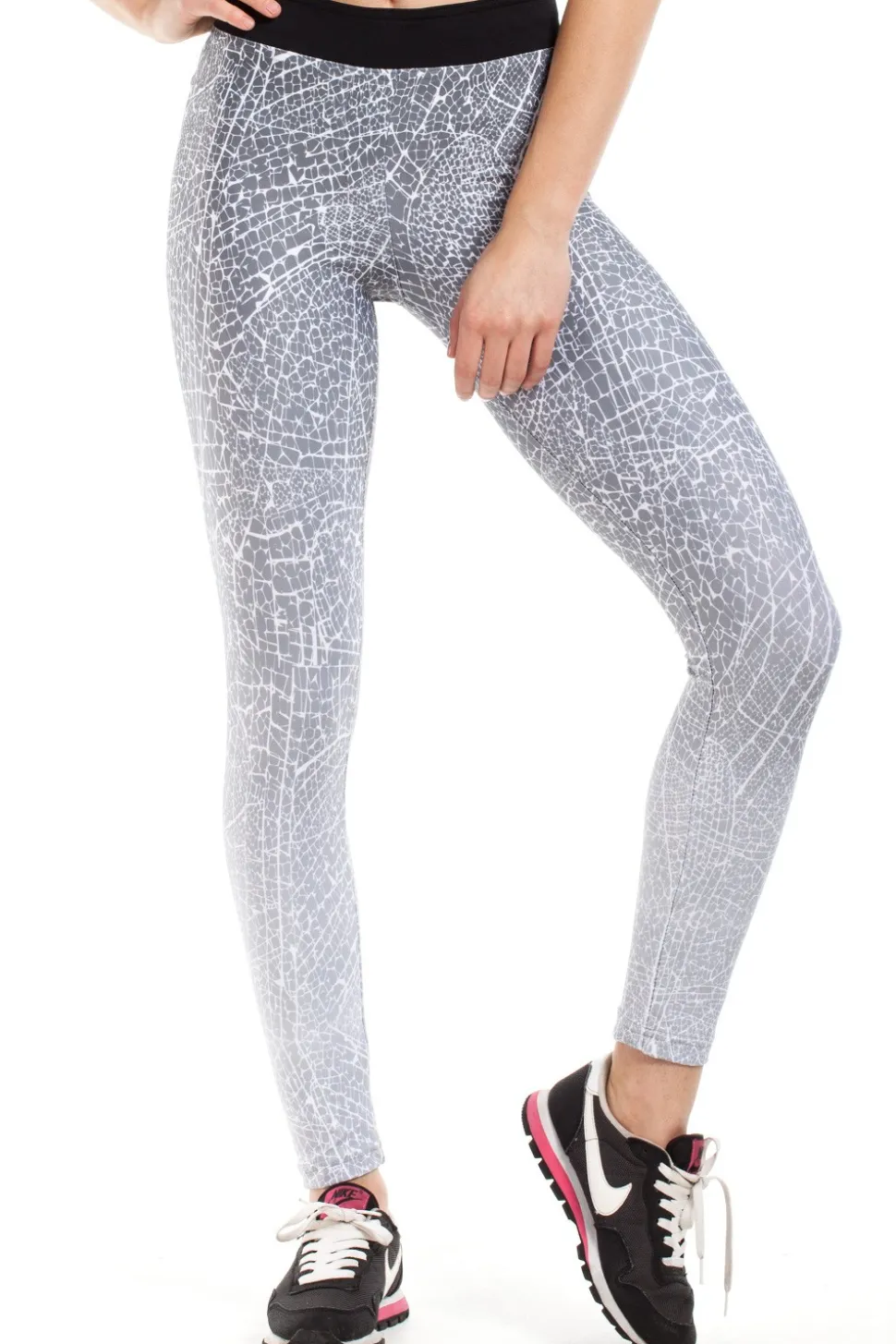 Wygodne gładkie legginsy fitness - model 1